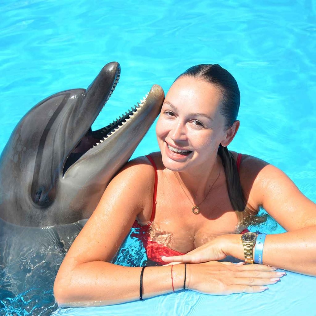 Swimming and Photo Session with Dolphins in Hurghada