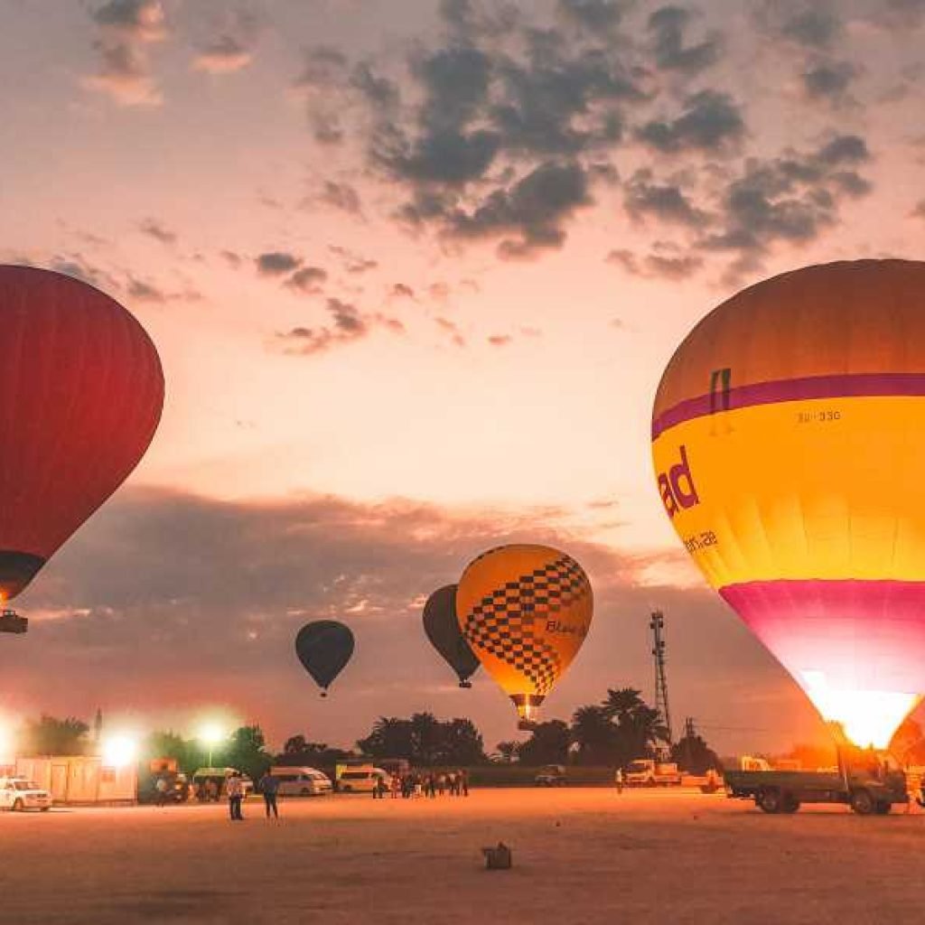 2 day Luxor adventure and sunrise hot air balloon