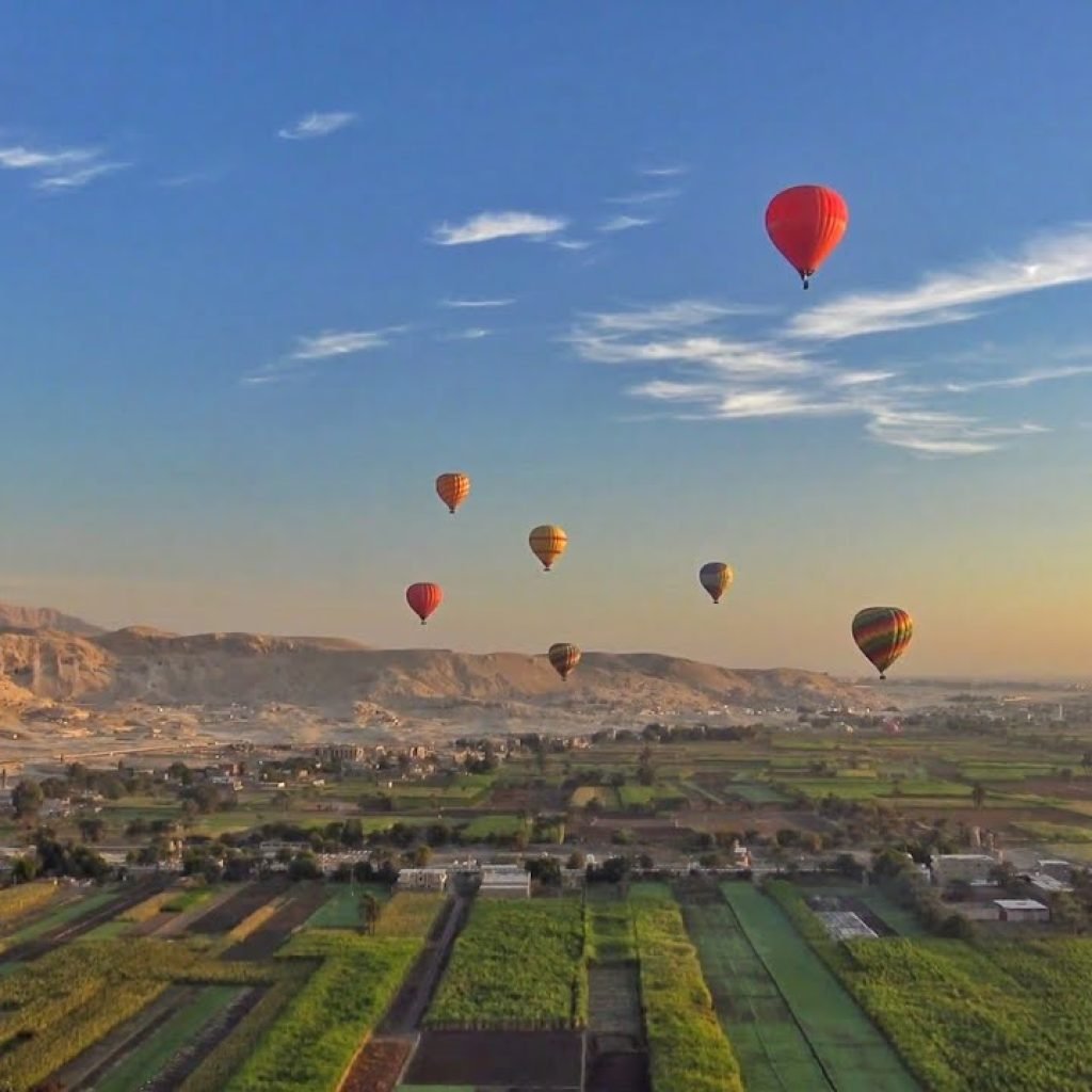 2 day Luxor adventure and sunrise hot air balloon